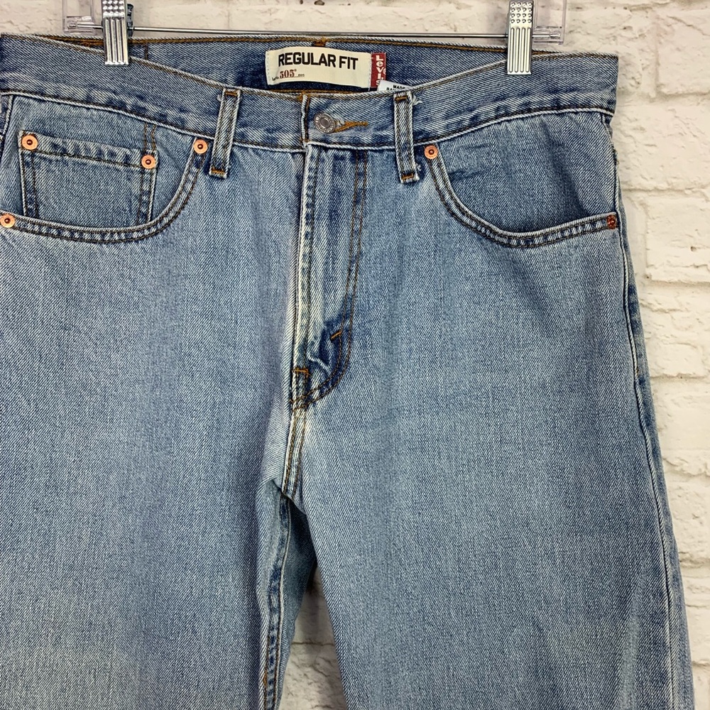 Levi’s 505 Regular Fit Light Wash Straight Jeans - Picture 3 of 7